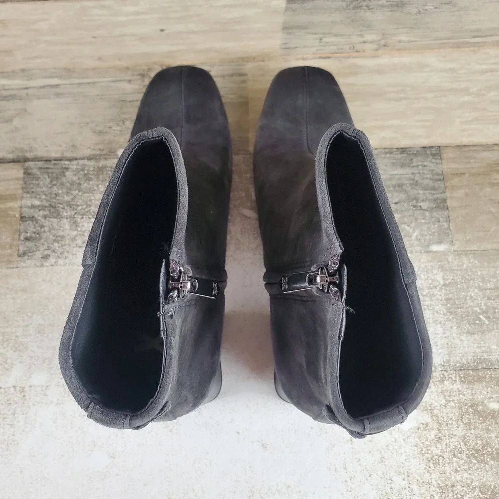 Sam Edelman good light